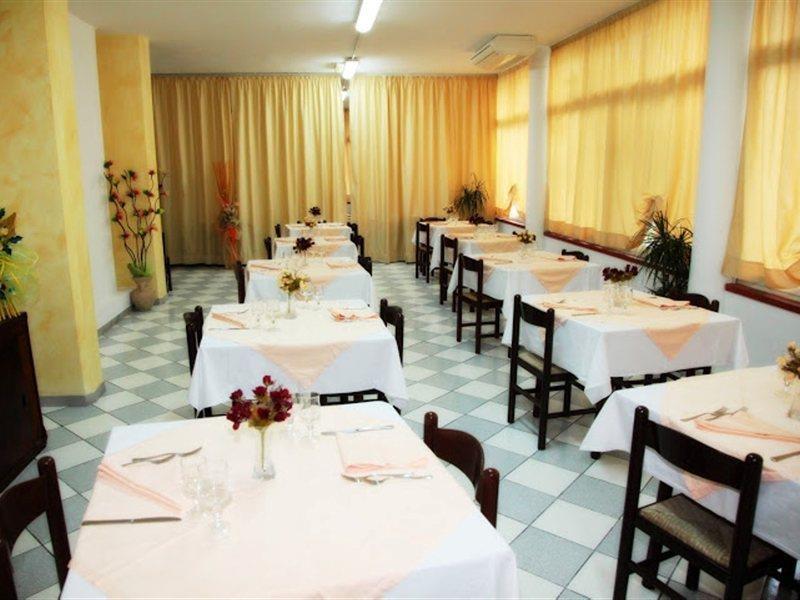 Hotel Umberto Ricadi Exterior photo