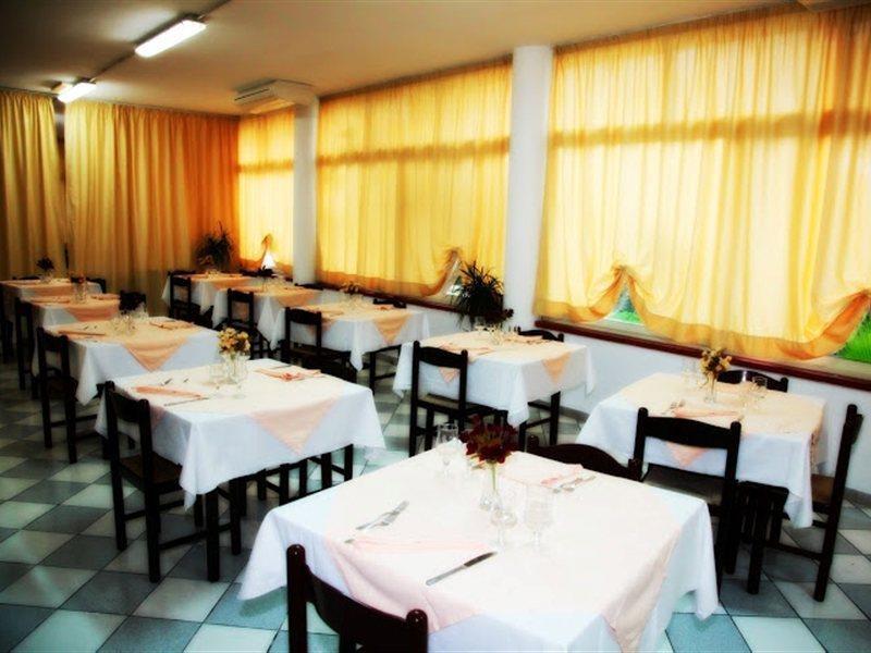 Hotel Umberto Ricadi Exterior photo